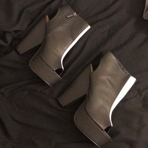 SHOES | WEDGE HEEL | ONLY WORN TWICE